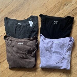 Old Navy V-Neck Tee Set — Black, Charcoal, Brown, Light Lavender
